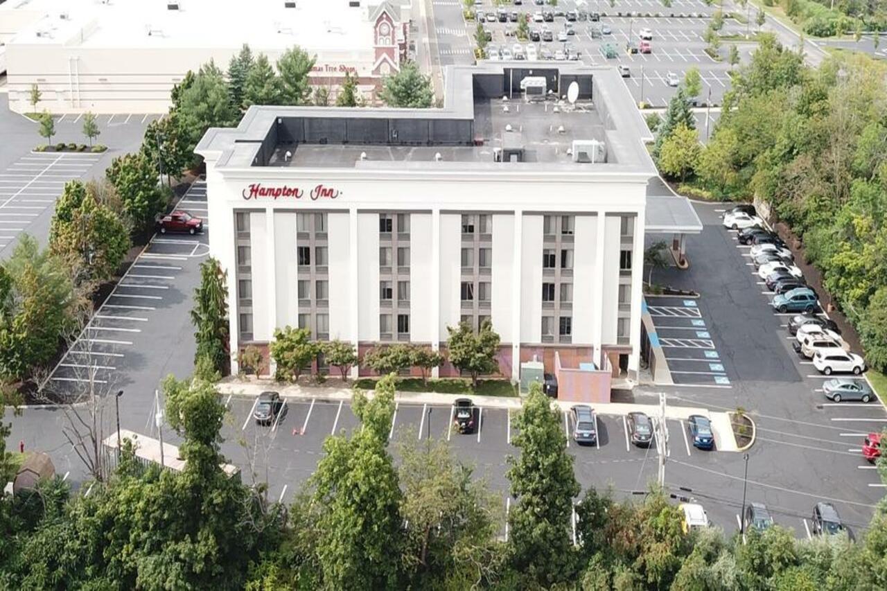 Hampton Inn Portsmouth Central Exterior foto