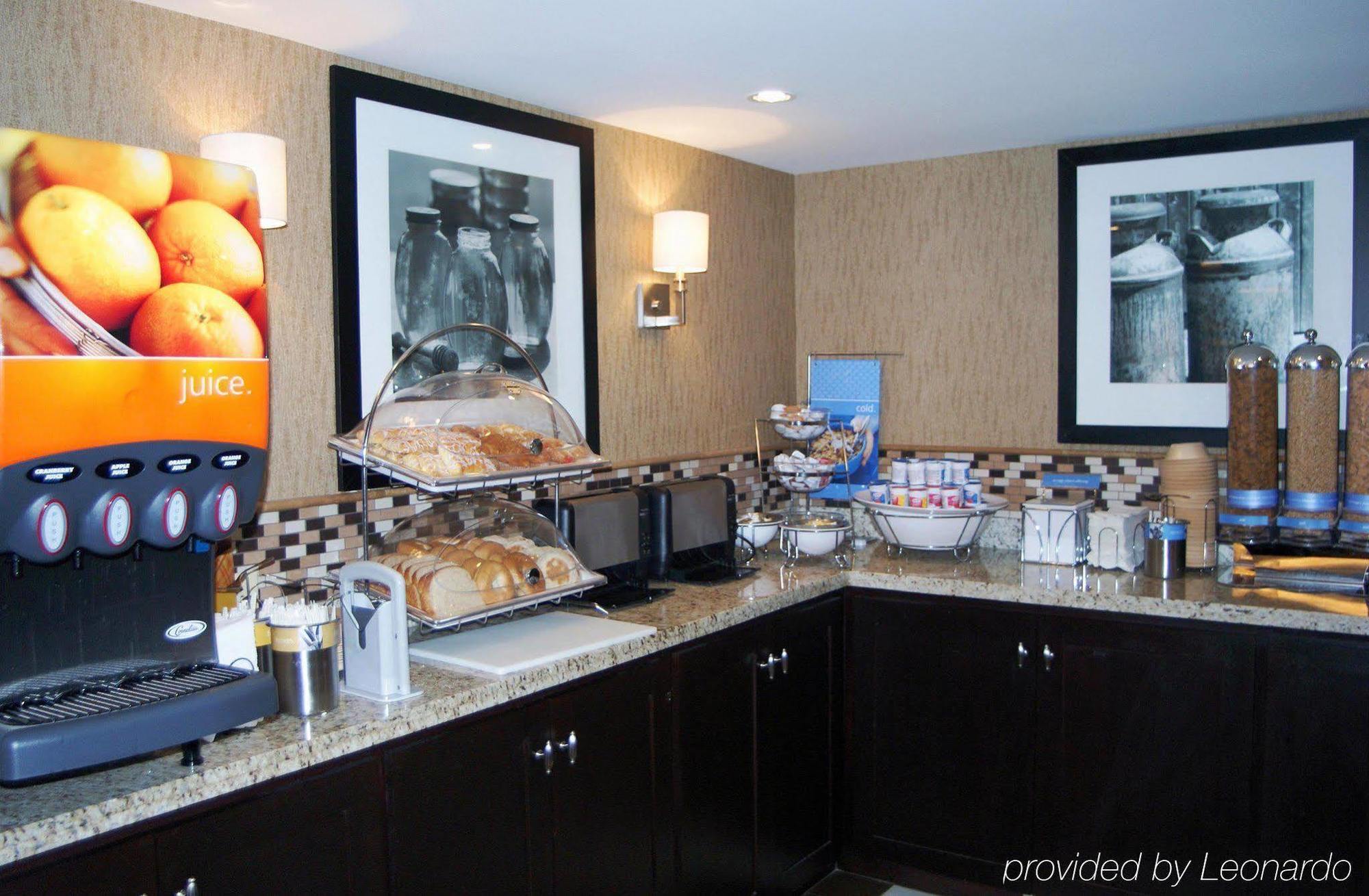 Hampton Inn Portsmouth Central Restaurant foto